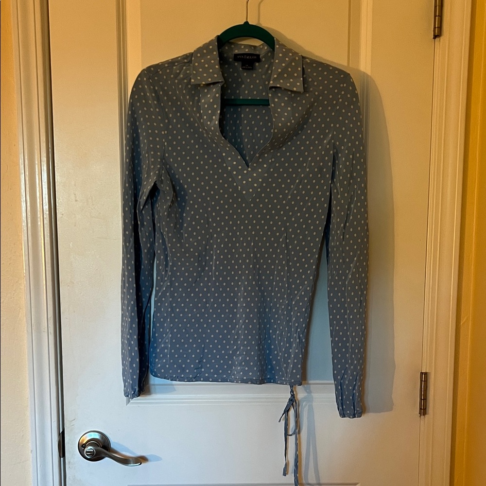 Ann Taylor Blue and White Patterned Blouse